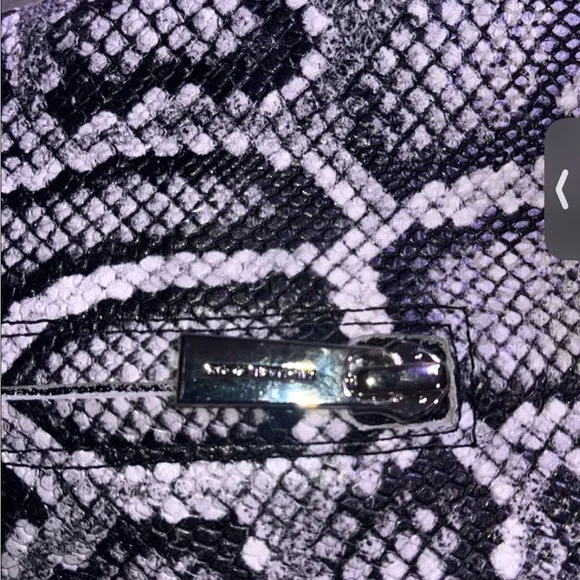 Michael Kors Black and White Snake Print Heeled Boots, PLEASE MAKE OFFERS!! - Picture 5 of 10